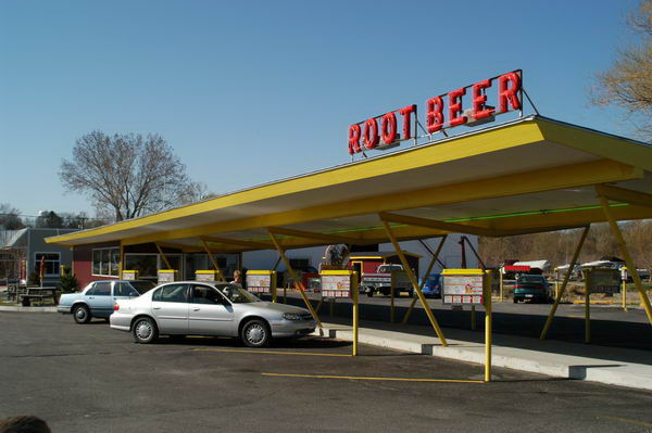 Dog n Suds (DogNSuds, Dog-N-Suds) - Summer 2003 Photo (newer photo)